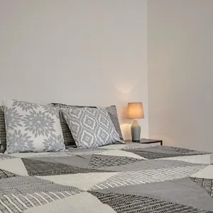 Flat C, Old Street London